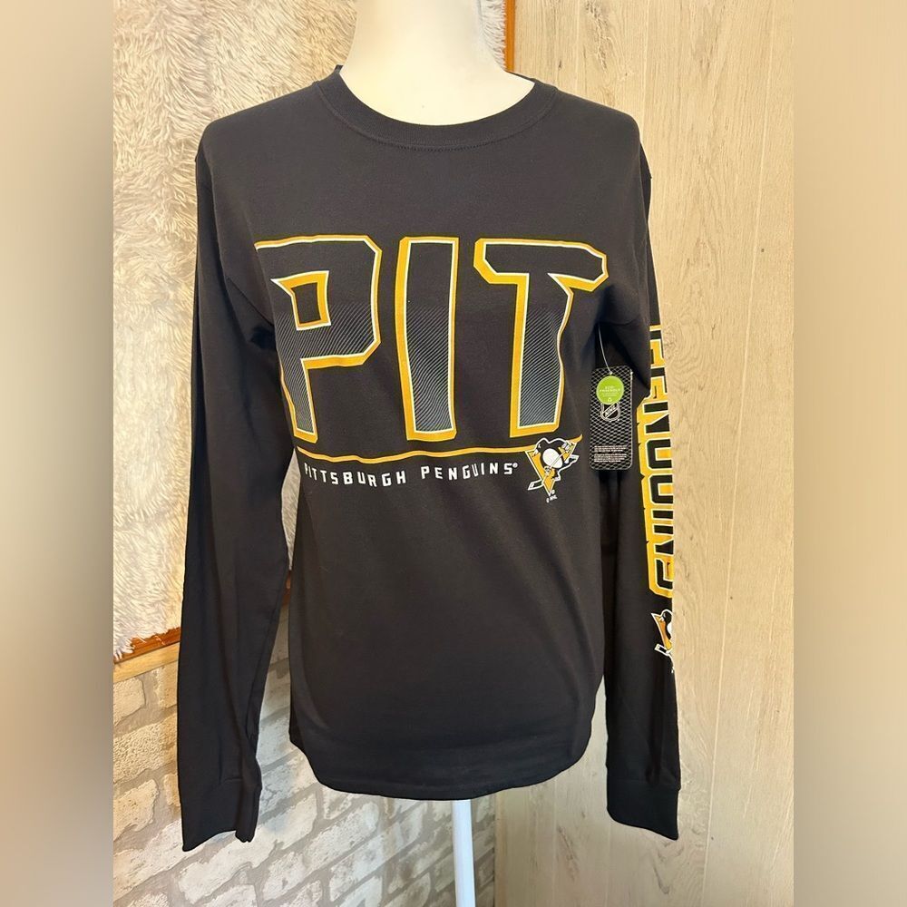 NHL Pittsburgh Penguins long sleeve Shirt size small